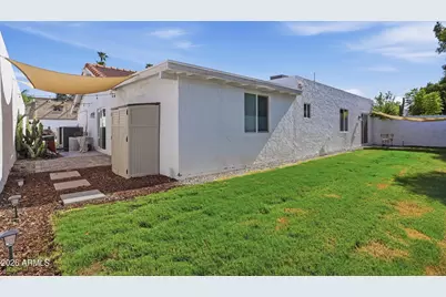 3037 E Clarendon Avenue, Phoenix, AZ 85016 - Photo 38