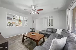 2233 W Sequoia Dr, Phoenix, AZ 85027 - Photo 1
