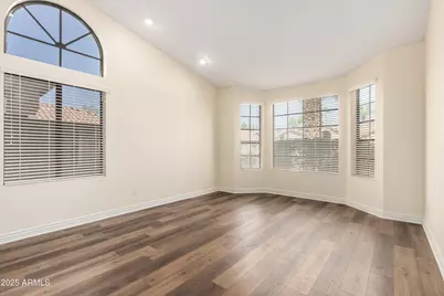 1517 W Islandia Drive, Gilbert, AZ 85233 - Photo 4