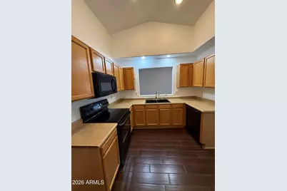 13200 W Desert Lane, Surprise, AZ 85374 - Photo 14