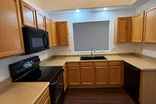 13200 W Desert Ln, Surprise, AZ 85374 - Photo 14
