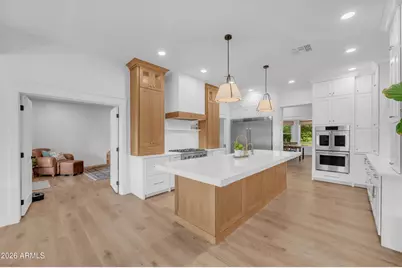 18110 E Sunnybrook Lane, Gilbert, AZ 85298 - Photo 10
