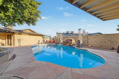 16310 N 36th Drive, Phoenix, AZ 85053 - Photo 36