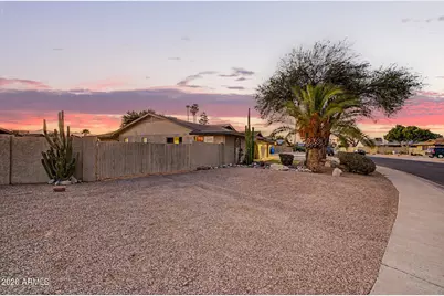 16310 N 36th Drive, Phoenix, AZ 85053 - Photo 2