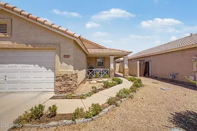 1376 E Binner Drive, Chandler, AZ 85225 - Photo 2