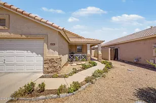1376 E Binner Dr, Chandler, AZ 85225 - Photo 2