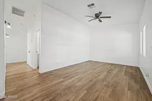 1028 N 27th St, Phoenix, AZ 85008 - Photo 4