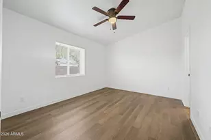 1028 N 27th St, Phoenix, AZ 85008 - Photo 10