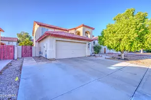 11410 W Crimson Ln, Avondale, AZ 85392 - Photo 2