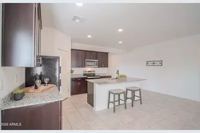 43833 W Yucca Lane, Maricopa, AZ 85138 - Photo 2