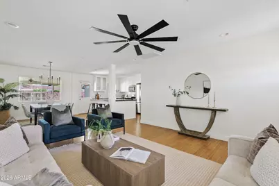 2230 E Monterosa Street, Phoenix, AZ 85016 - Photo 2