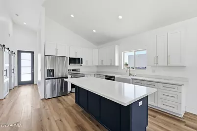 4210 N Roble Circle, Eloy, AZ 85131 - Photo 2