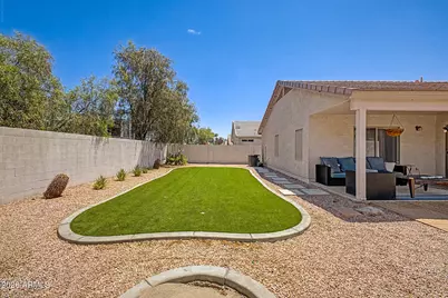 18849 N 25th Street, Phoenix, AZ 85050 - Photo 2