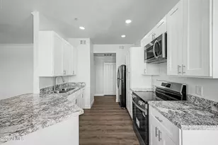 1941 S Pierpont Dr, Mesa, AZ 85206 - Photo 6