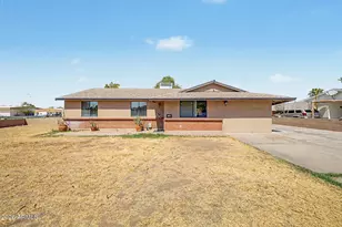 1902 N 41st Ave, Phoenix, AZ 85009 - Photo 1