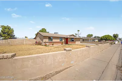 1902 N 41st Avenue, Phoenix, AZ 85009 - Photo 2