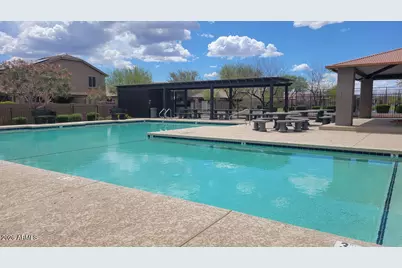 18228 W Creedance Boulevard, Surprise, AZ 85387 - Photo 8