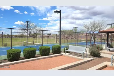 18228 W Creedance Boulevard, Surprise, AZ 85387 - Photo 10