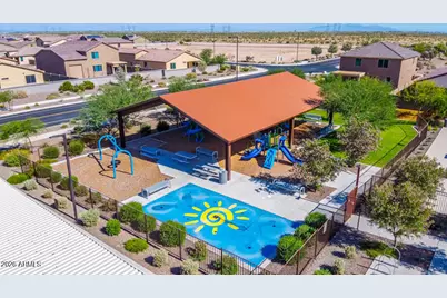 18228 W Creedance Boulevard, Surprise, AZ 85387 - Photo 6