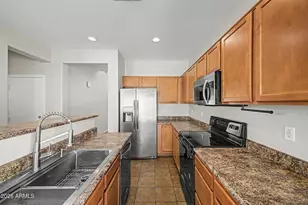 307 N 76th Pl, Mesa, AZ 85207 - Photo 8