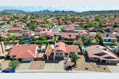 1927 E Crocus Drive, Phoenix, AZ 85022 - Photo 2