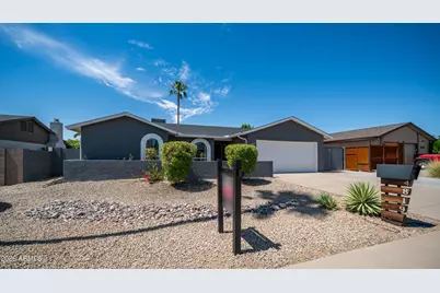 4819 E Western Star Boulevard, Phoenix, AZ 85044 - Photo 1