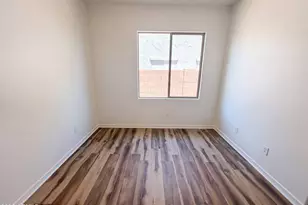 27348 N 90th Ln, Peoria, AZ 85383 - Photo 10