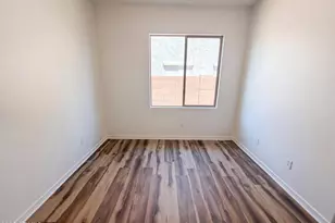 27348 N 90th Ln, Peoria, AZ 85383 - Photo 10