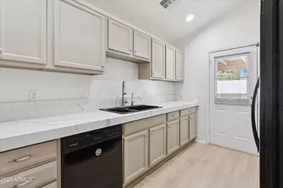 1722 N Comanche Drive, Chandler, AZ 85224 - Photo 16