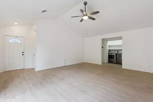 1722 N Comanche Dr, Chandler, AZ 85224 - Photo 6