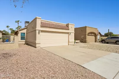 1722 N Comanche Drive, Chandler, AZ 85224 - Photo 2
