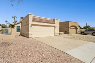 1722 N Comanche Dr, Chandler, AZ 85224 - Photo 2
