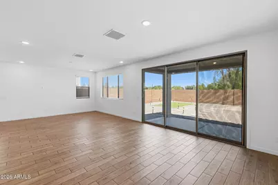 7435 N 74th Avenue, Glendale, AZ 85303 - Photo 30