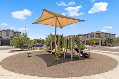 7435 N 74th Avenue, Glendale, AZ 85303 - Photo 10
