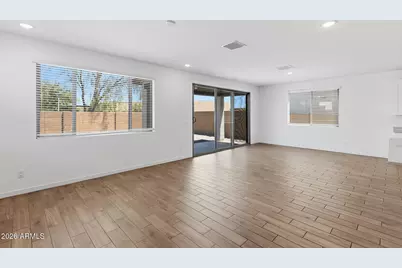 7435 N 74th Avenue, Glendale, AZ 85303 - Photo 4