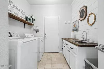 11937 W Monroe Street, Avondale, AZ 85323 - Photo 14