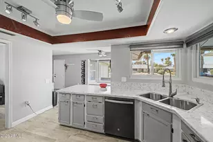 13518 W Spring Meadow Dr, Sun City West, AZ 85375 - Photo 2