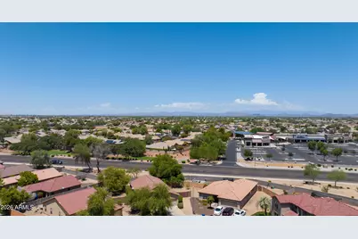 15605 W Caribbean Lane, Surprise, AZ 85379 - Photo 28