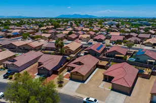 15605 W Caribbean Ln, Surprise, AZ 85379 - Photo 26