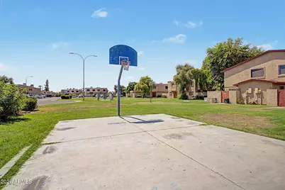 4017 W Reade Avenue, Phoenix, AZ 85019 - Photo 30