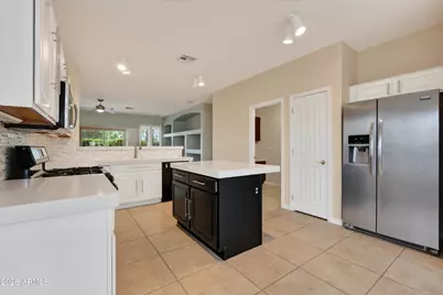 3600 E Torrey Pines Lane, Chandler, AZ 85249 - Photo 16