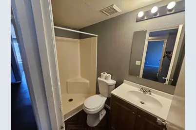 2801 E Monte Cristo Avenue #201, Phoenix, AZ 85032 - Photo 8