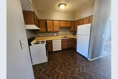 2801 E Monte Cristo Avenue #201, Phoenix, AZ 85032 - Photo 4