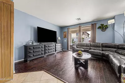 8606 W Morten Avenue, Glendale, AZ 85305 - Photo 10