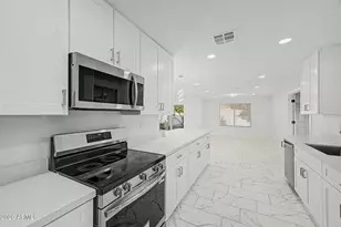 26621 S Shumaker Dr, Sun Lakes, AZ 85248 - Photo 20