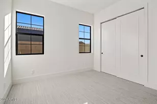 8425 S 10th Ln, Phoenix, AZ 85041 - Photo 20