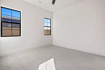 8425 S 10th Lane #1, Phoenix, AZ 85041 - Photo 16