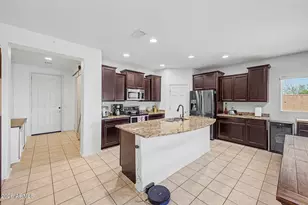 26150 W Wahalla Ln, Buckeye, AZ 85396 - Photo 10