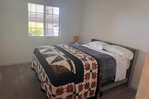 2764 E Sequoia Dr, Phoenix, AZ 85050 - Photo 10