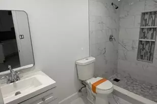 2714 N 40th Ave, Phoenix, AZ 85009 - Photo 2
